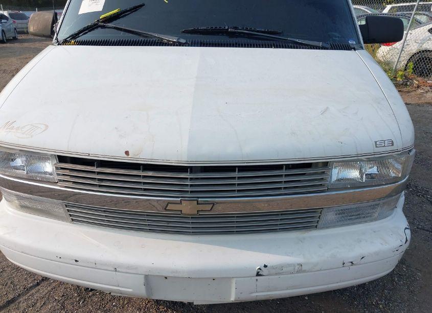 Photo 10 of 2000 Chevrolet Astro UPFITTER PKG. (VIN 1GBDM19WXYB182085)