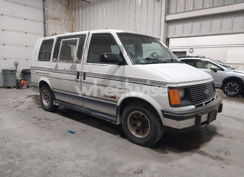 1994 Chevrolet Astro (VIN 1GBDM19Z0RB167297) main photo