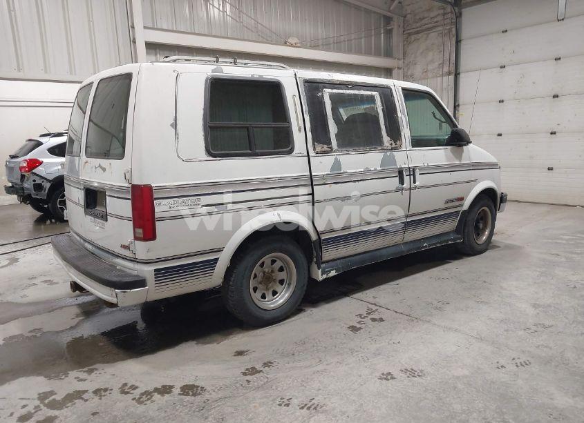 Photo 4 of 1994 Chevrolet Astro (VIN 1GBDM19Z0RB167297)