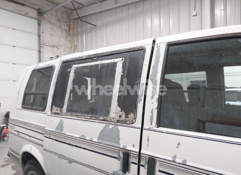 Photo 6 of 1994 Chevrolet Astro (VIN 1GBDM19Z0RB167297)