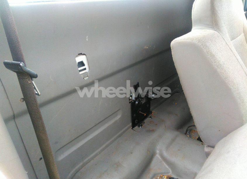 Photo 8 of 2005 Chevrolet Colorado (VIN 1GBDS146X58280751)