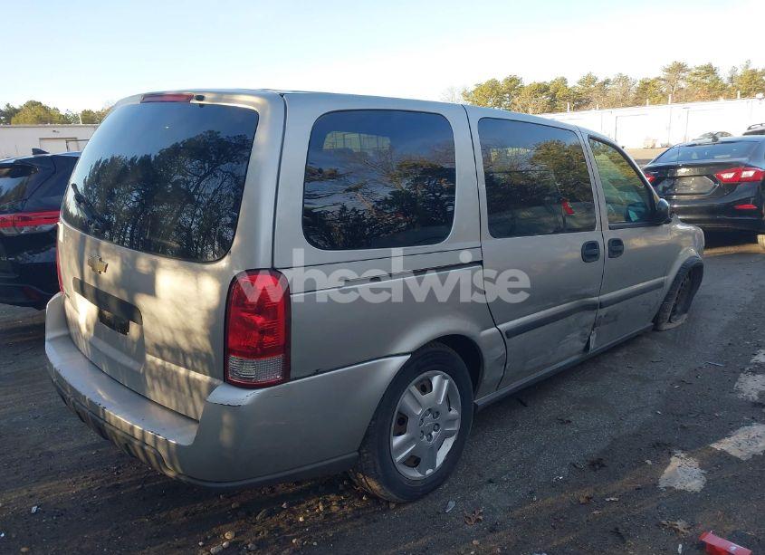 Photo 3 of 2007 Chevrolet Uplander LS (VIN 1GBDV13157D120056)