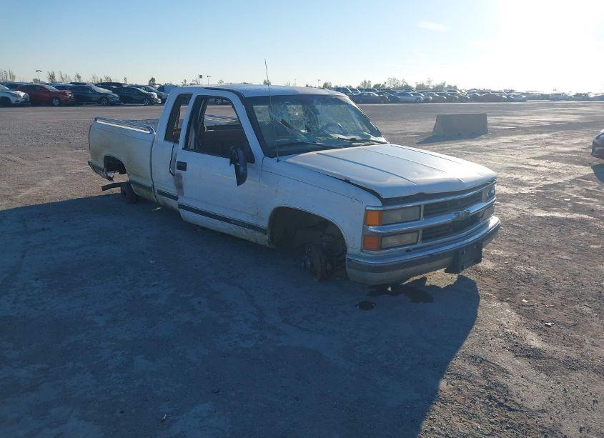 1999 Chevrolet C1500 LS (VIN 1GBEC19R4XR134556) main photo
