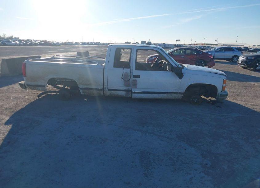 Photo 12 of 1999 Chevrolet C1500 LS (VIN 1GBEC19R4XR134556)