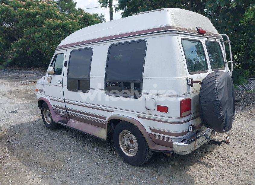 Photo 3 of 1995 Chevrolet G20 (VIN 1GBEG25H2SF139482)