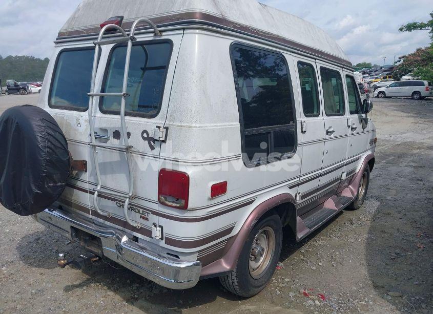 Photo 4 of 1995 Chevrolet G20 (VIN 1GBEG25H2SF139482)