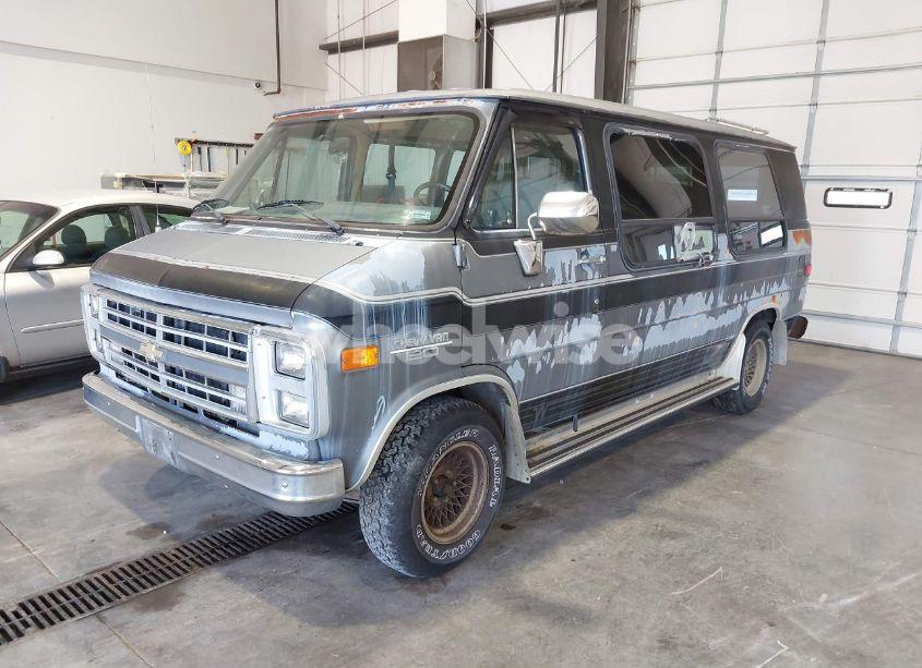 Photo 2 of 1987 Chevrolet Sportvan / VAN G20 (VIN 1GBEG25K7H7181127)