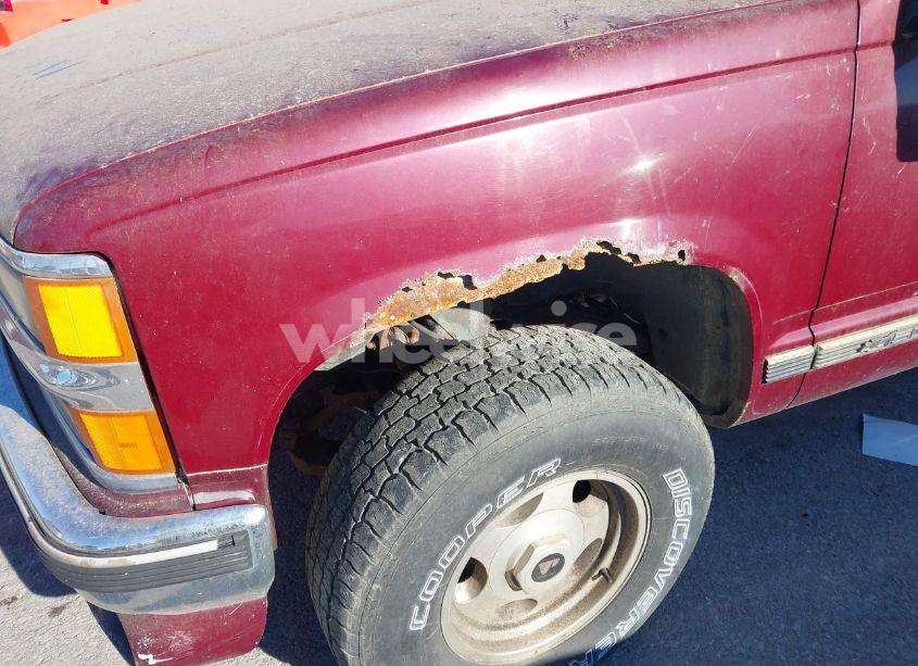 Photo 6 of 1996 Chevrolet Gmt-400 K1500 (VIN 1GBEK19R6TE161780)