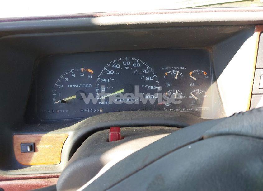 Photo 7 of 1996 Chevrolet Gmt-400 K1500 (VIN 1GBEK19R6TE161780)