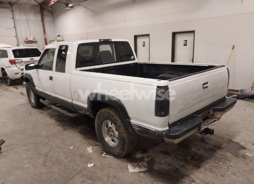 Photo 3 of 1997 Chevrolet K1500 FLEETSIDE (VIN 1GBEK19R8VE108209)