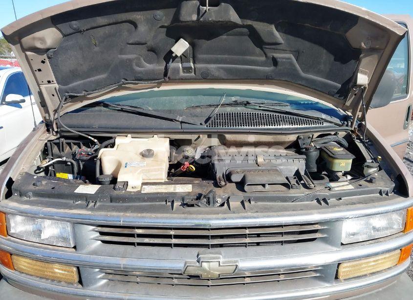 Photo 10 of 1998 Chevrolet Chevy VAN G1500 (VIN 1GBFG15M3W1019107)