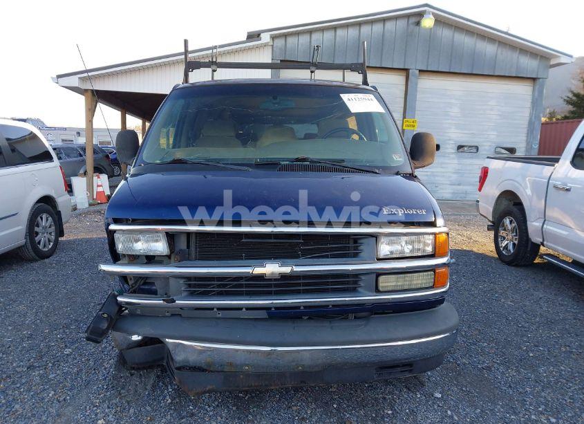 Photo 13 of 2002 Chevrolet Express (VIN 1GBFG15M421125415)