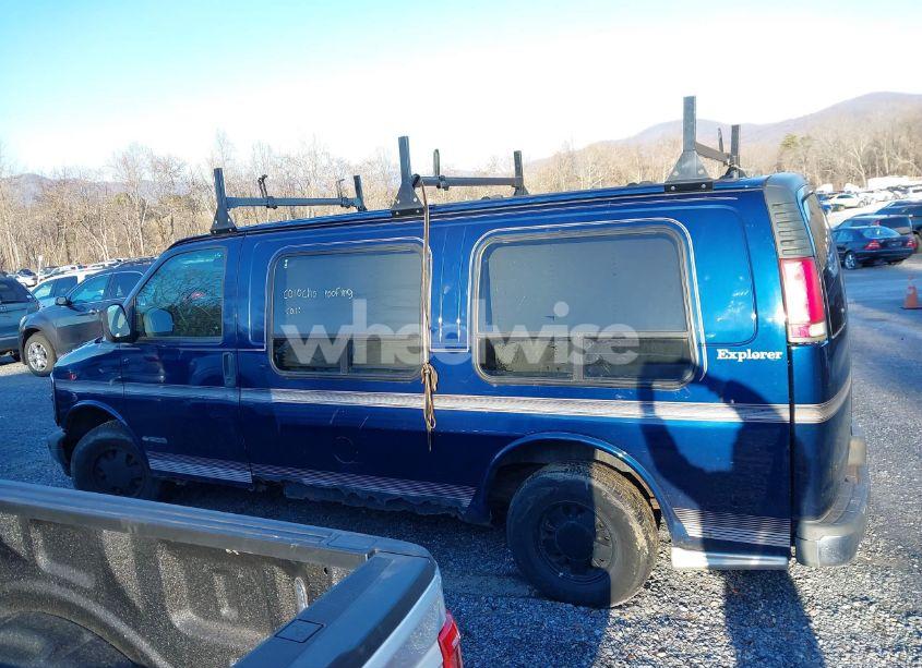 Photo 15 of 2002 Chevrolet Express (VIN 1GBFG15M421125415)