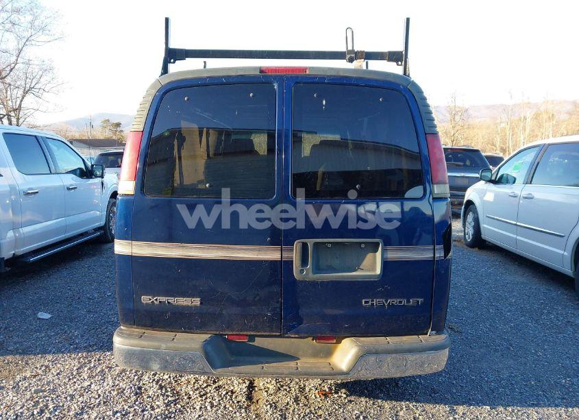Photo 17 of 2002 Chevrolet Express (VIN 1GBFG15M421125415)