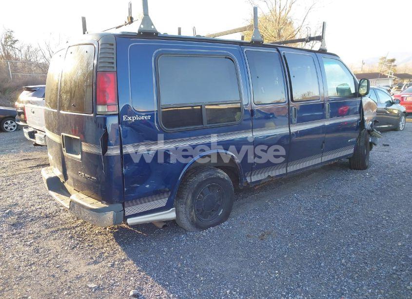 Photo 4 of 2002 Chevrolet Express (VIN 1GBFG15M421125415)