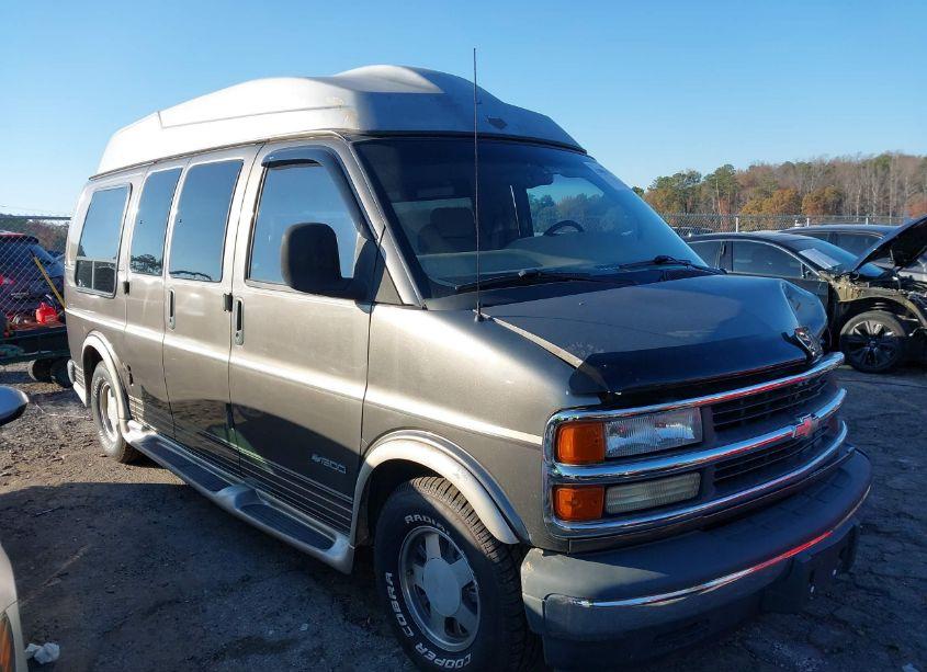 Photo 13 of 2002 Chevrolet Express (VIN 1GBFG15M421163288)