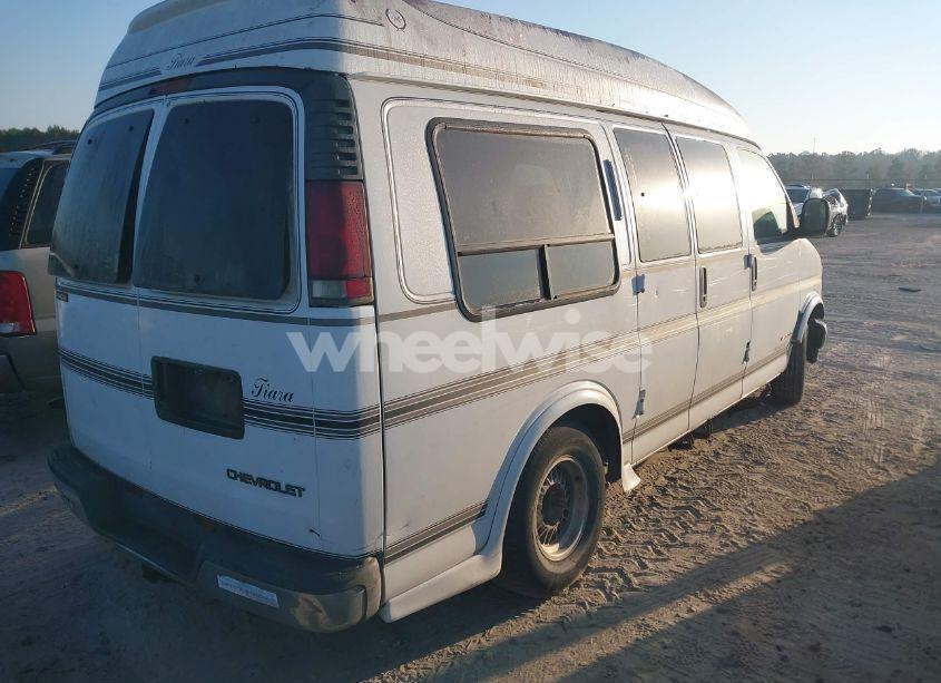 Photo 4 of 1996 Chevrolet G10 (VIN 1GBFG15M8T1001875)