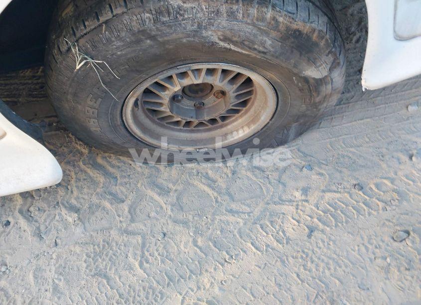 Photo 6 of 1996 Chevrolet G10 (VIN 1GBFG15M8T1001875)