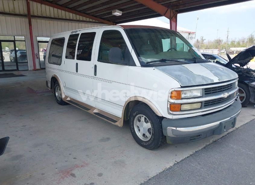 2002 Chevrolet Express (VIN 1GBFG15R021225474) main photo