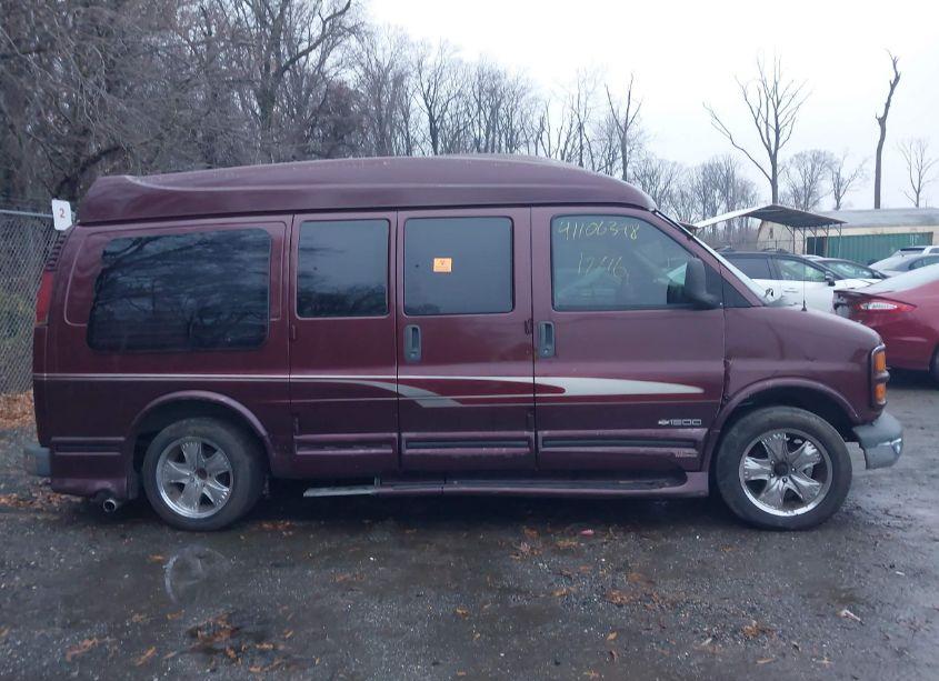 Photo 12 of 2002 Chevrolet Express (VIN 1GBFG15R021231243)