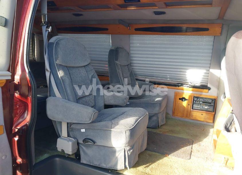 Photo 8 of 1997 Chevrolet Chevy VAN YF7 UPFITTER PKG. (VIN 1GBFG15R1V1104649)