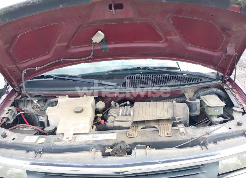 Photo 10 of 2001 Chevrolet Express UPFITTER (VIN 1GBFG15R411217392)