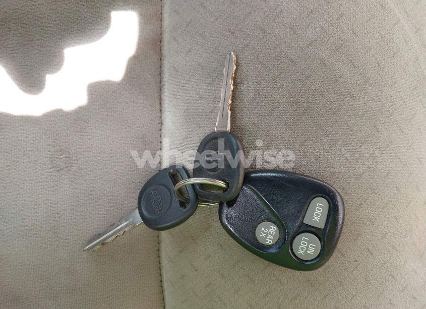 Photo 11 of 2001 Chevrolet Express UPFITTER (VIN 1GBFG15R411217392)