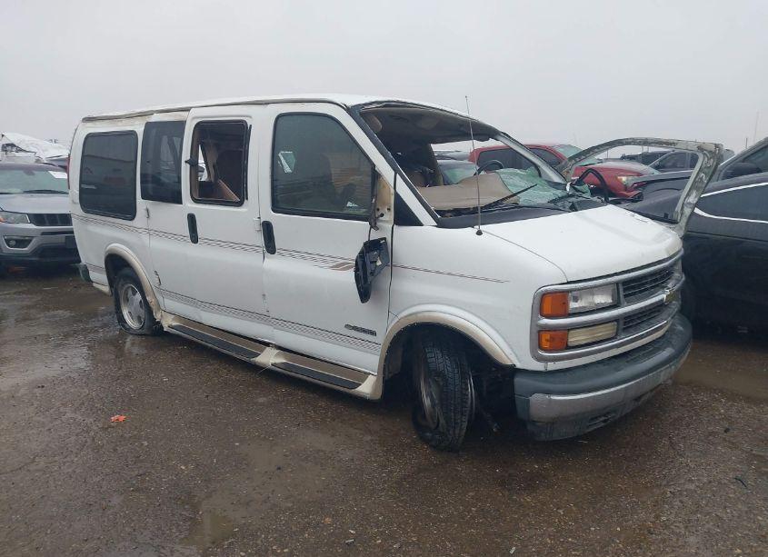 2000 Chevrolet Express UPFITTER PKG. (VIN 1GBFG15R5Y1276963) main photo