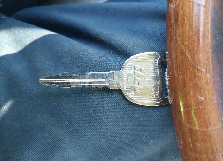 Photo 11 of 2001 Chevrolet Express UPFITTER (VIN 1GBFG15R711164624)