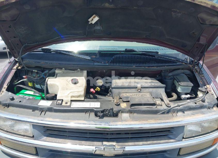 Photo 10 of 1997 Chevrolet Chevy VAN YF7 UPFITTER PKG. (VIN 1GBFG15RXV1019275)