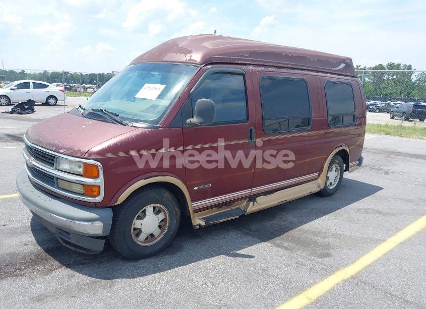 Photo 2 of 1997 Chevrolet Chevy VAN YF7 UPFITTER PKG. (VIN 1GBFG15RXV1019275)