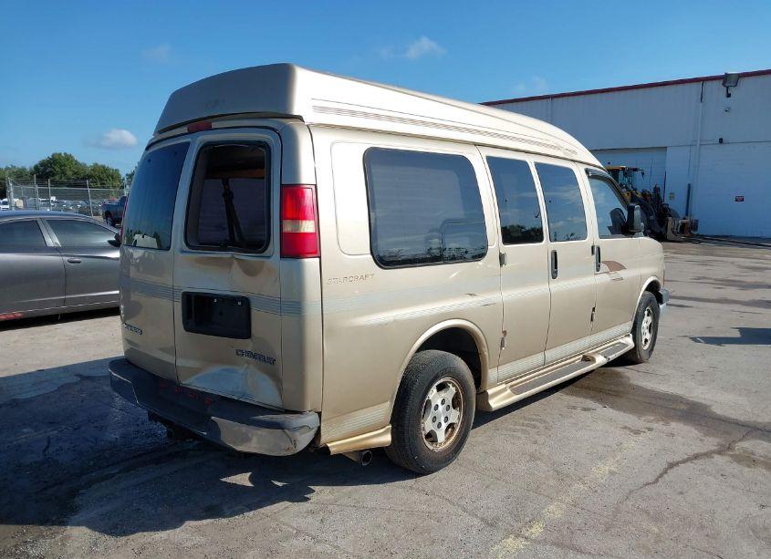 Photo 4 of 2005 Chevrolet Express UPFITTER (VIN 1GBFG15T051240427)