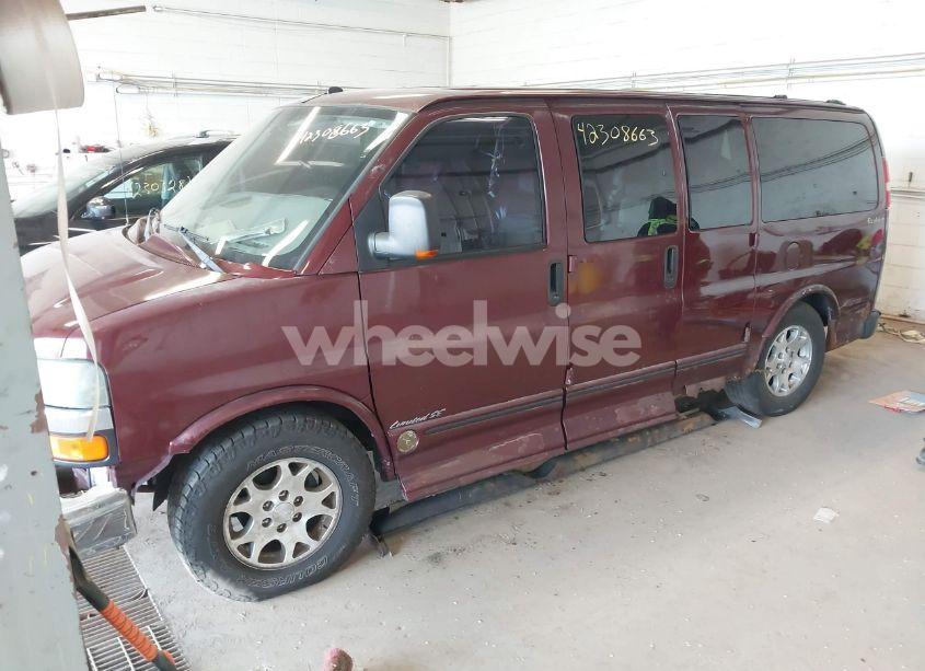 Photo 2 of 2003 Chevrolet Express UPFITTER (VIN 1GBFG15T331162139)