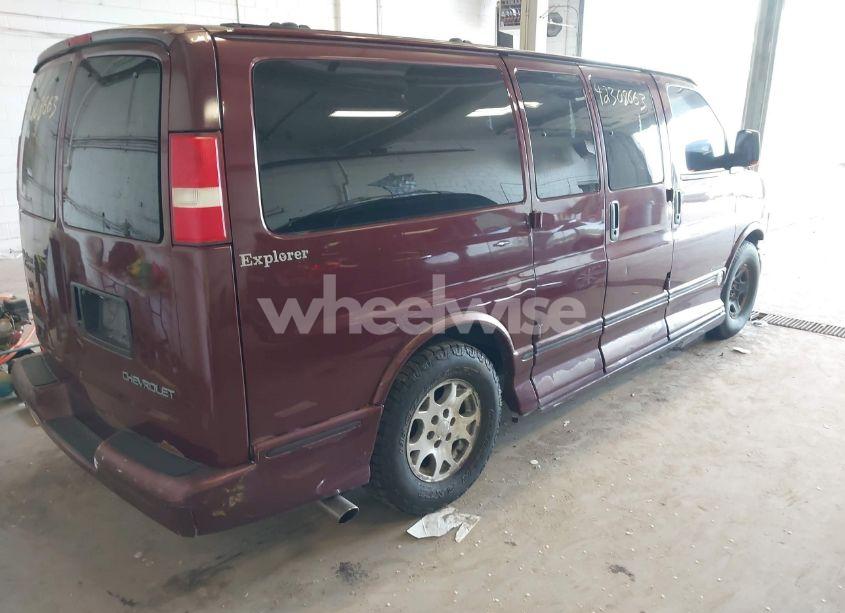 Photo 4 of 2003 Chevrolet Express UPFITTER (VIN 1GBFG15T331162139)