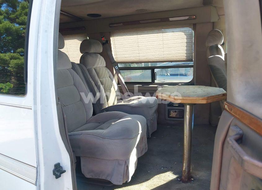 Photo 8 of 2003 Chevrolet Express UPFITTER (VIN 1GBFG15T431189253)