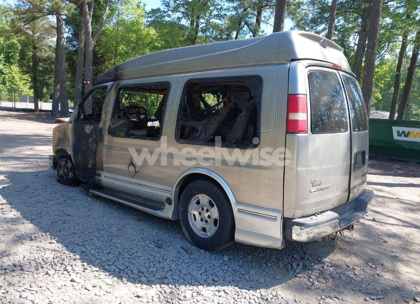 Photo 3 of 2003 Chevrolet Express UPFITTER (VIN 1GBFG15T531101326)