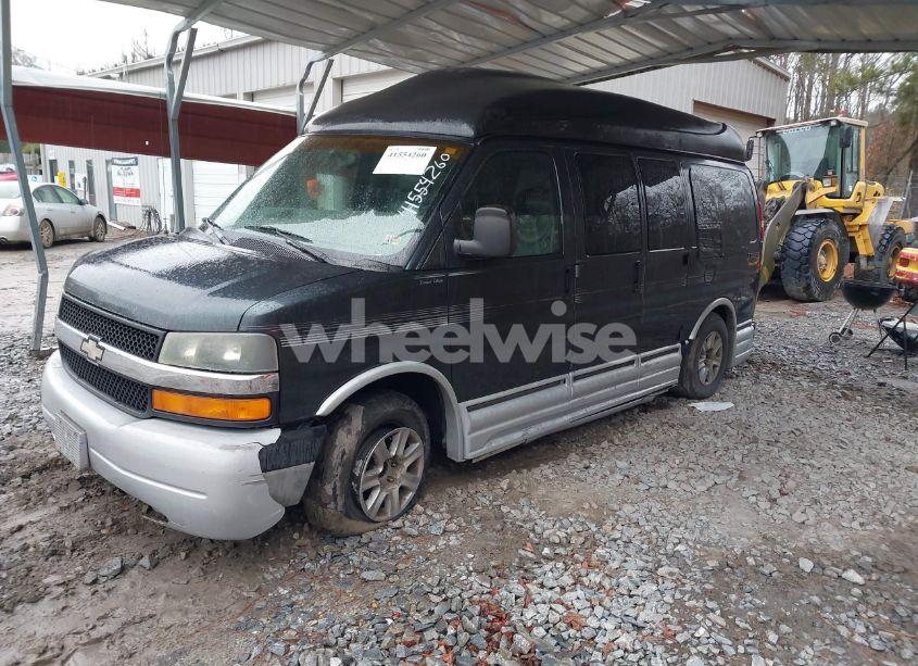 Photo 2 of 2003 Chevrolet Express UPFITTER (VIN 1GBFG15T531232871)