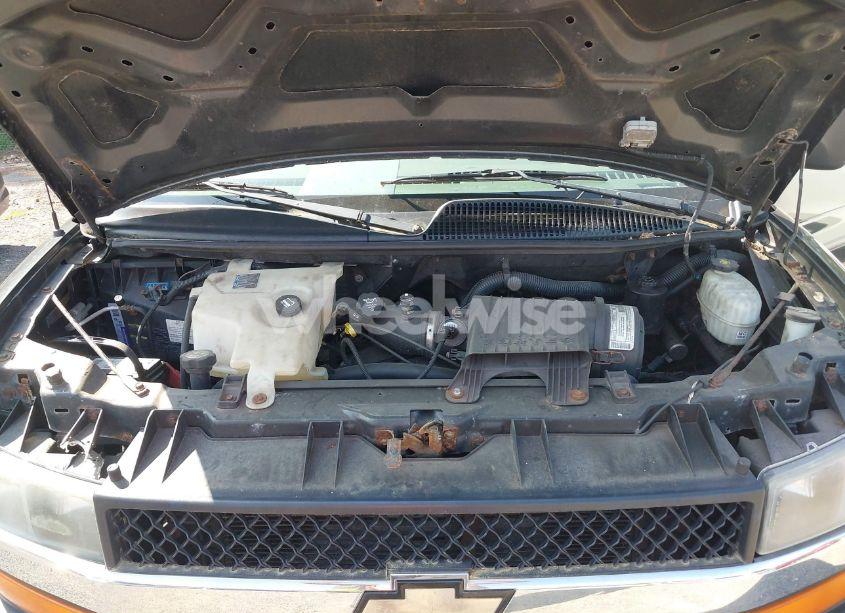 Photo 10 of 2003 Chevrolet Express UPFITTER (VIN 1GBFG15X731183644)