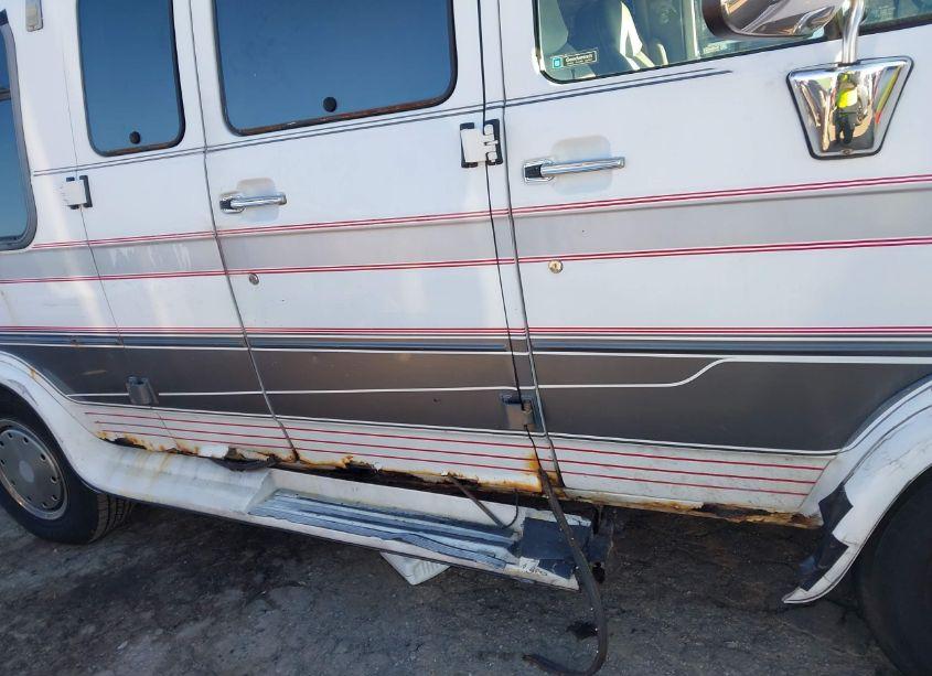 Photo 12 of 1995 Chevrolet G30 (VIN 1GBFG35K3SF120798)