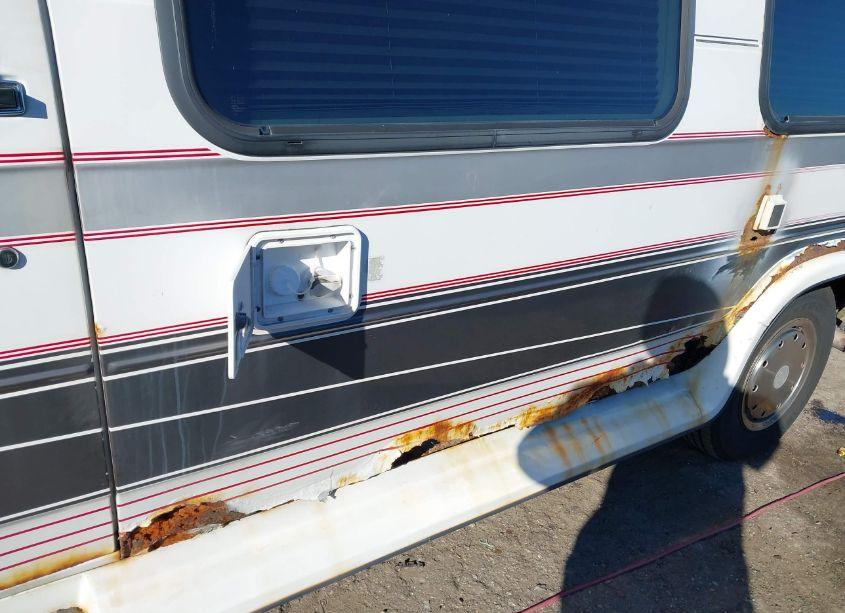 Photo 6 of 1995 Chevrolet G30 (VIN 1GBFG35K3SF120798)