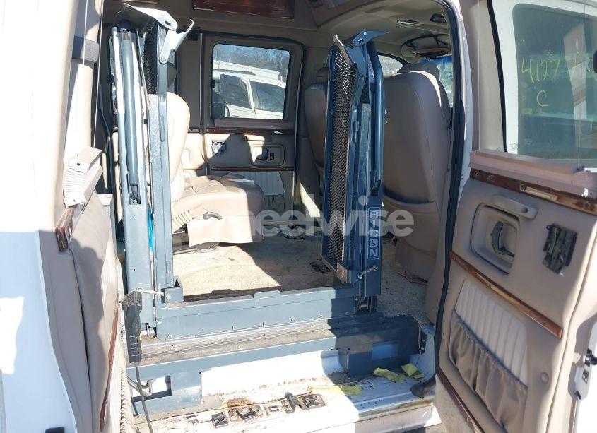 Photo 8 of 2003 Chevrolet Express UPFITTER (VIN 1GBFH15T531174323)