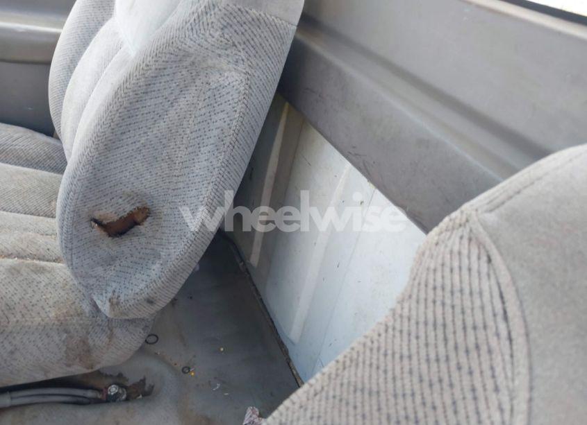 Photo 8 of 1996 Chevrolet Gmt-400 C2500 (VIN 1GBGC24R1TE172849)