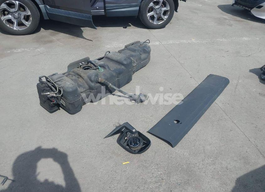 Photo 12 of 1999 Chevrolet Silverado 2500 (VIN 1GBGC24U2XE246595)