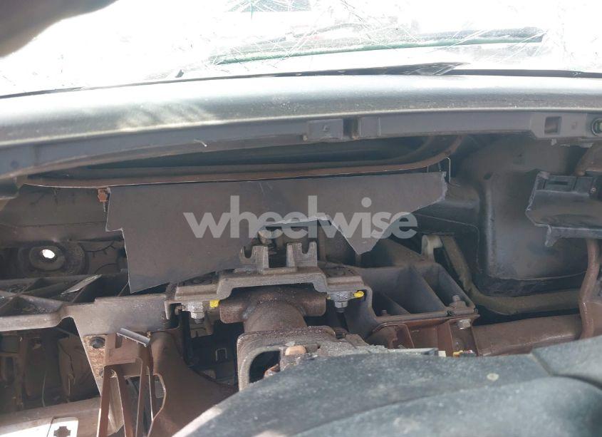 Photo 16 of 1999 Chevrolet Silverado 2500 (VIN 1GBGC24U2XE246595)