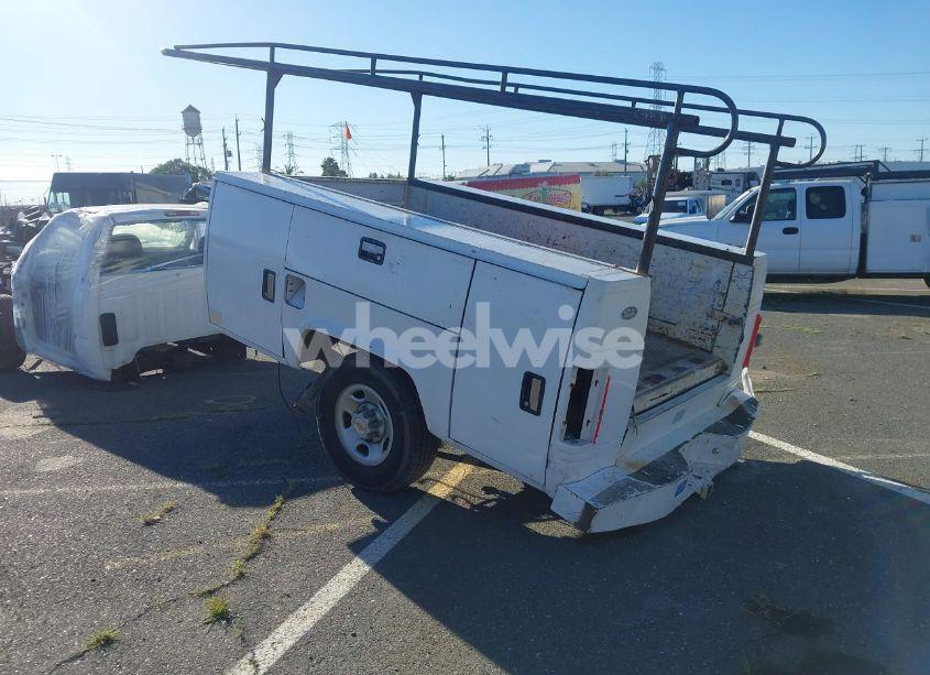 Photo 3 of 1999 Chevrolet Silverado 2500 (VIN 1GBGC24U2XE246595)