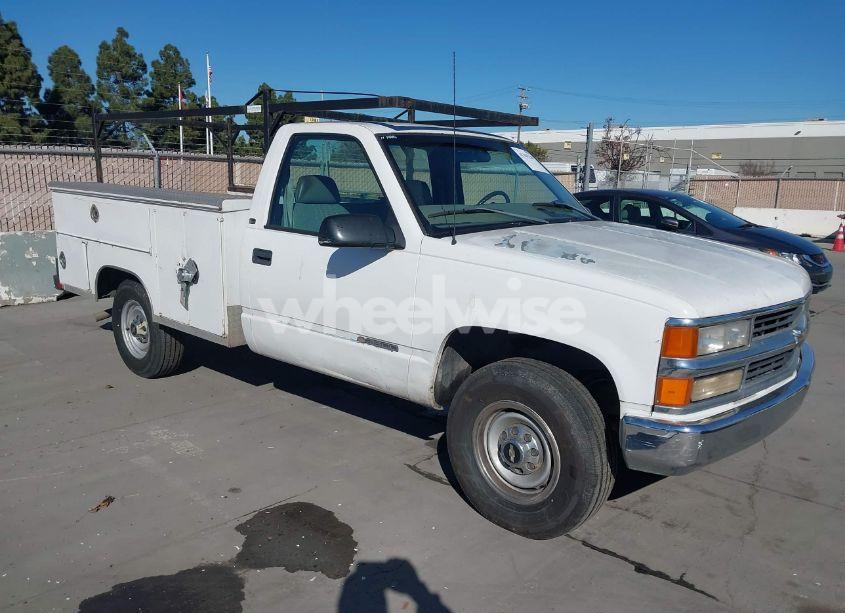 1998 Chevrolet C3500 CHASSIS (VIN 1GBGC34R0WF008528) main photo