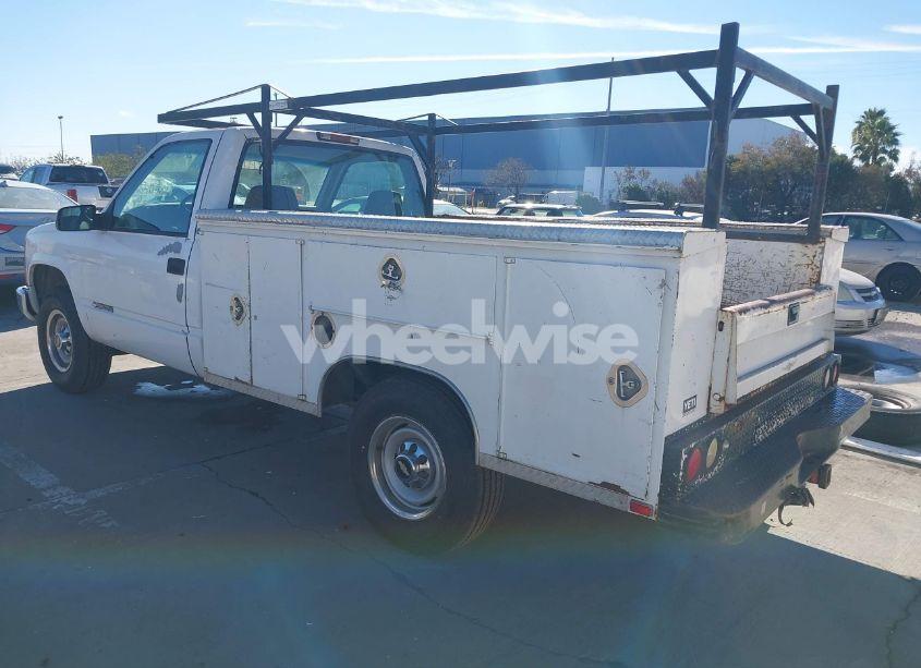 Photo 3 of 1998 Chevrolet C3500 CHASSIS (VIN 1GBGC34R0WF008528)