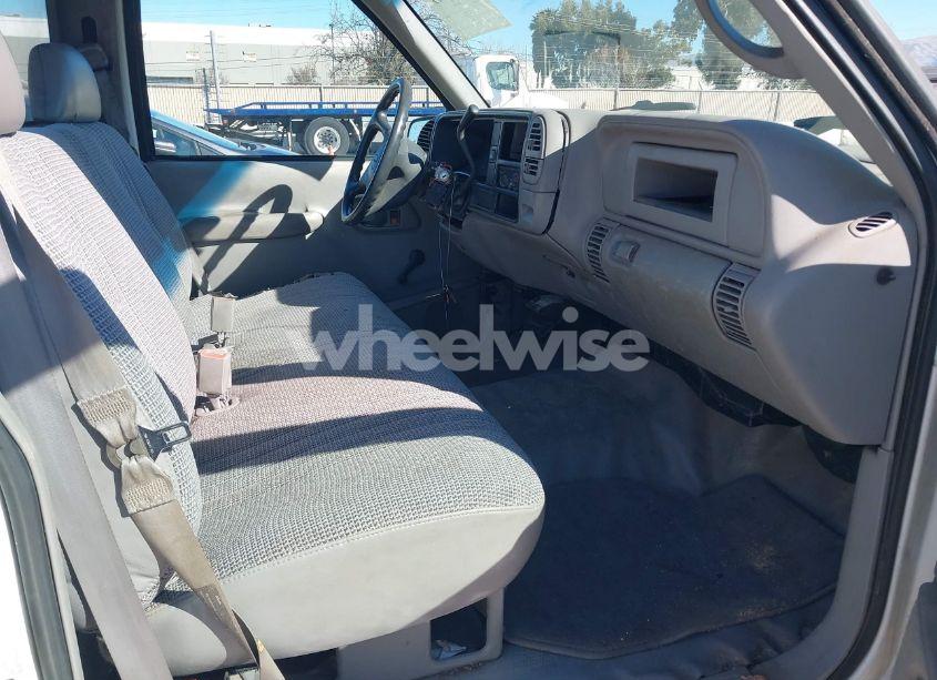 Photo 5 of 1998 Chevrolet C3500 CHASSIS (VIN 1GBGC34R0WF008528)