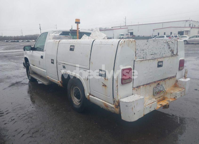 Photo 3 of 1998 Chevrolet C3500 CHASSIS (VIN 1GBGC34R1WZ173860)