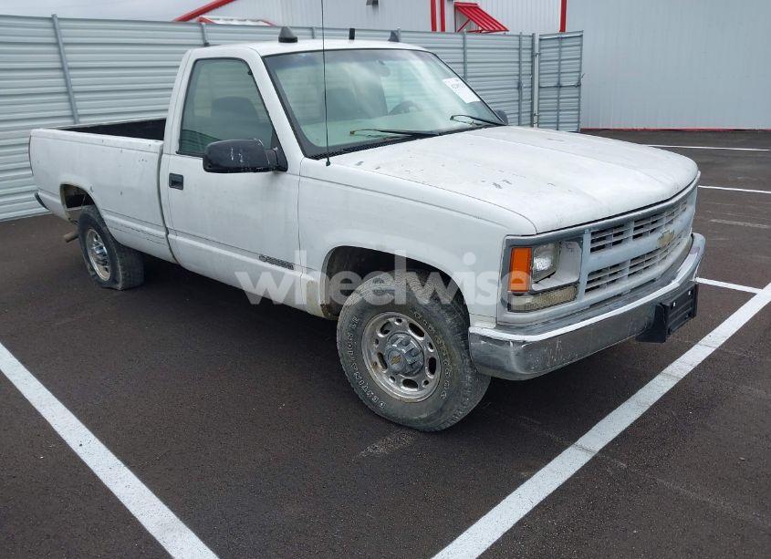 2000 Chevrolet C3500 CHASSIS (VIN 1GBGC34R9YF438285) main photo